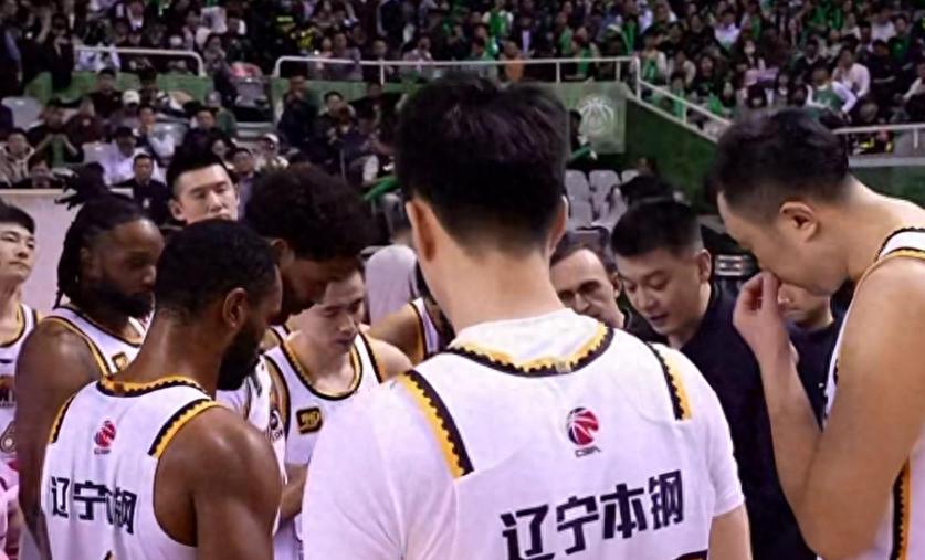 隨著遼寧被逆轉(zhuǎn)，廣廈大勝！CBA最新積分榜如下，3-8名只差1分！